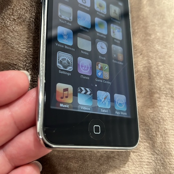 Apple iPod 2nd generation - Picture 4 of 6